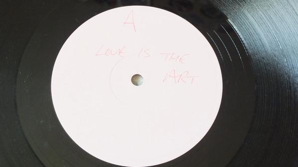 Living In A Box - Love Is The Art